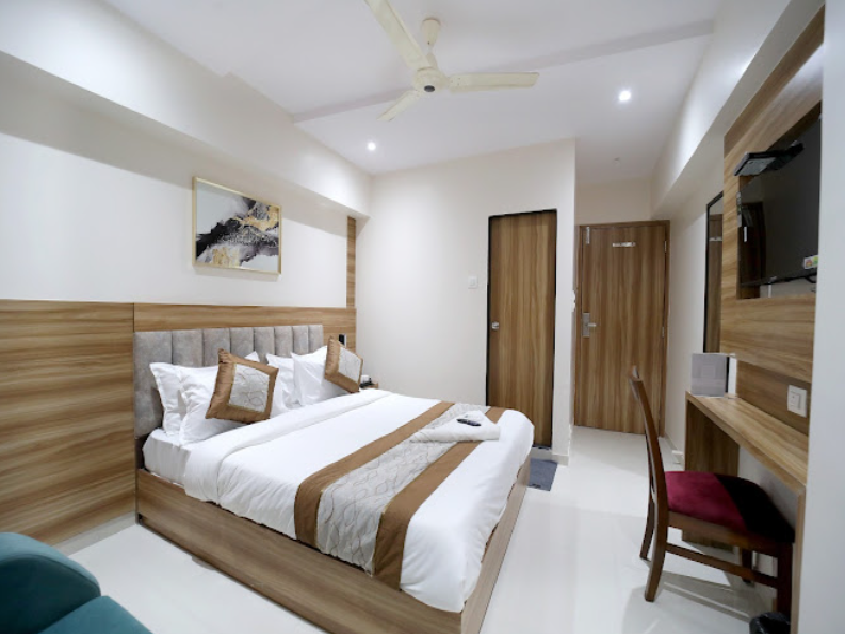 1 x SUPER DELUXE ROOM